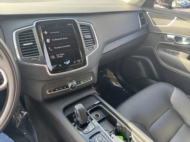 2020 Volvo XC90 Hybrid T8 Momentum 7 Passenger