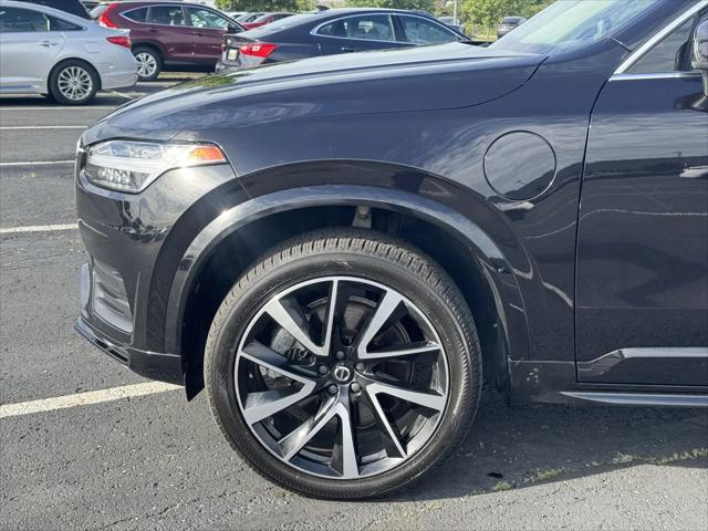 2020 Volvo XC90 Hybrid T8 Momentum 7 Passenger
