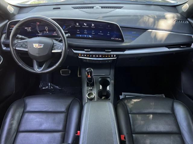 2025 Cadillac XT4 FWD Sport