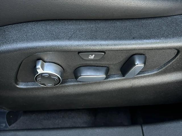 2025 Cadillac XT4 FWD Sport