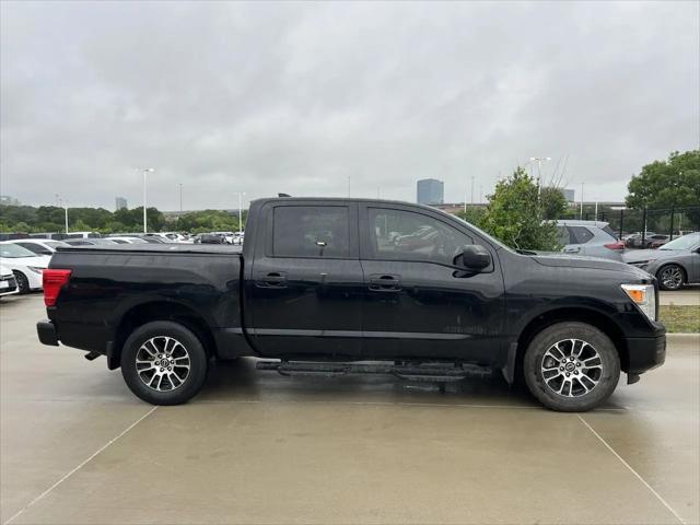 2024 Nissan Titan Crew Cab SV 4x4