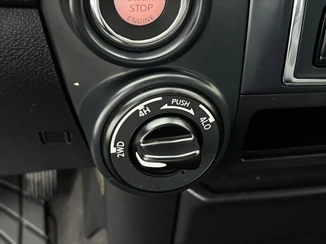 2024 Nissan Titan Crew Cab SV 4x4