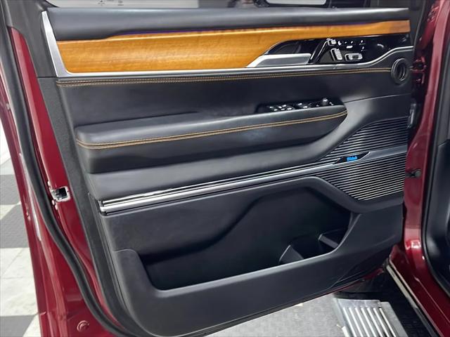 2023 Jeep Grand Wagoneer Series III 4x4