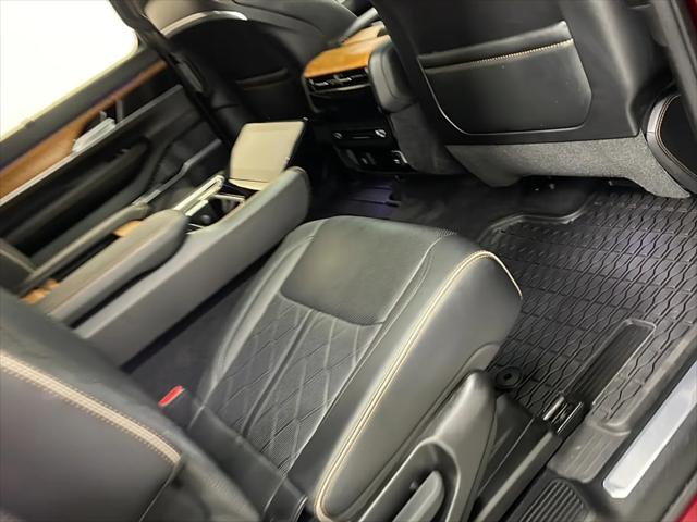 2023 Jeep Grand Wagoneer Series III 4x4