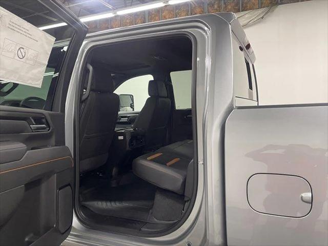 2026 GMC Sierra 2500HD Crew Cab, Standard Bed, AT4, 4WD