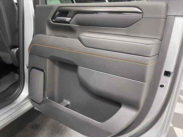 2026 GMC Sierra 2500HD Crew Cab, Standard Bed, AT4, 4WD