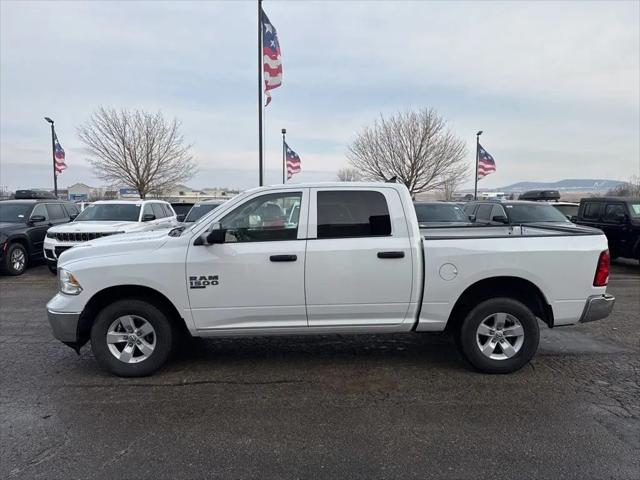 2023 Ram 1500 Classic SLT Crew Cab 4x4 5'7" Box