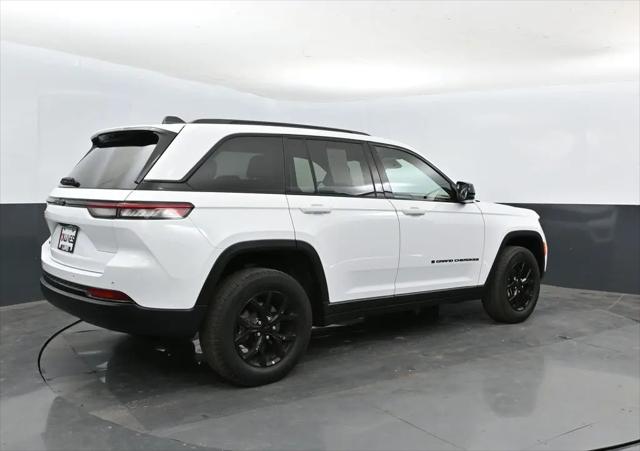 2025 Jeep Grand Cherokee Altitude 4x4