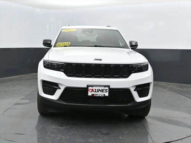 2025 Jeep Grand Cherokee Altitude 4x4