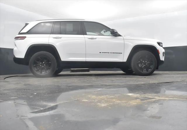 2025 Jeep Grand Cherokee Altitude 4x4