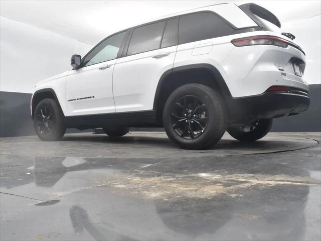 2025 Jeep Grand Cherokee Altitude 4x4