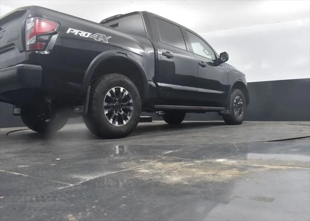 2023 Nissan Titan Crew Cab PRO-4X 4x4