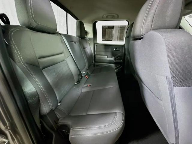 2022 Nissan Frontier Crew Cab SV 4x4