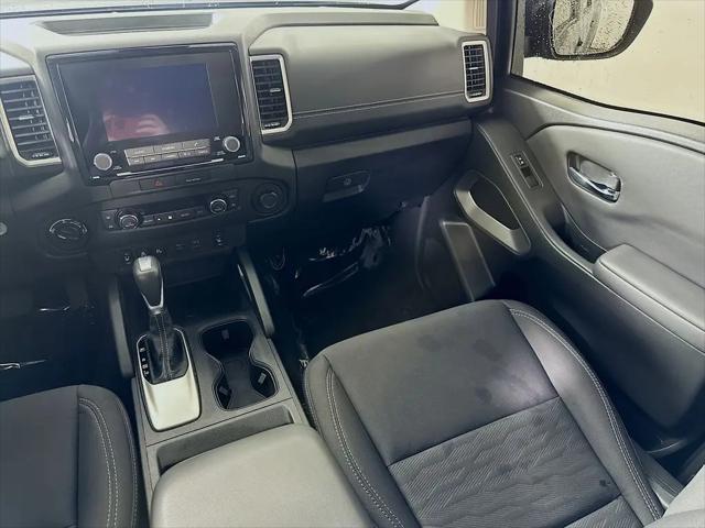2022 Nissan Frontier Crew Cab SV 4x4