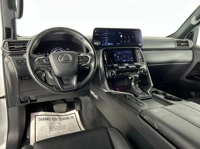 2023 Lexus LX Luxury