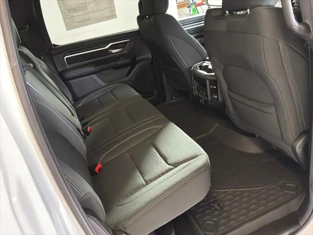2026 Ram 1500 Big Horn Crew Cab 4x4 64 Box