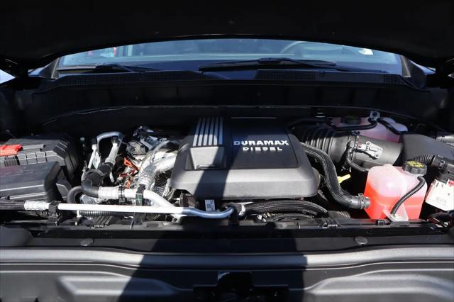 2026 Chevrolet Silverado 1500 4WD Crew Cab Short Bed LTZ