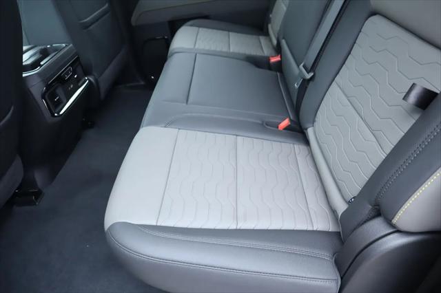 2026 Chevrolet Silverado 1500 4WD Crew Cab Short Bed ZR2