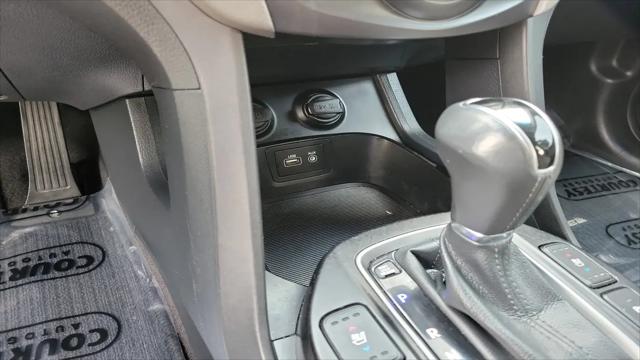 2017 Hyundai Santa Fe SE Ultimate