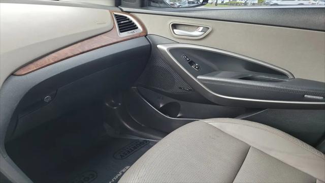 2017 Hyundai Santa Fe SE Ultimate