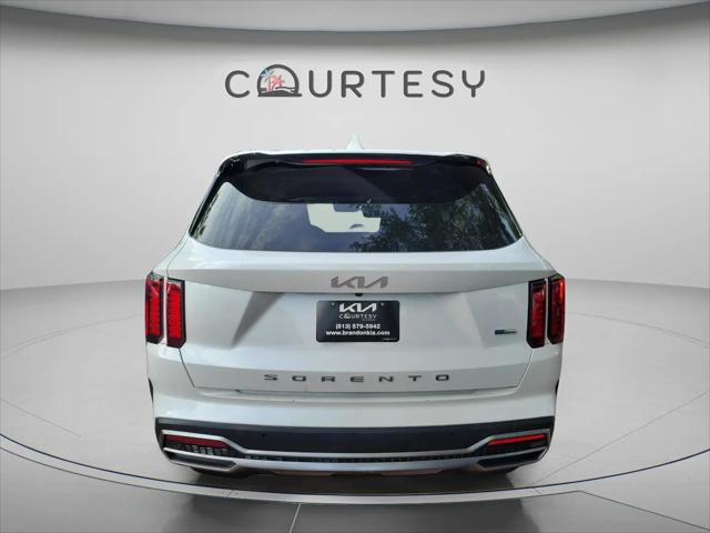 2022 Kia Sorento Hybrid S