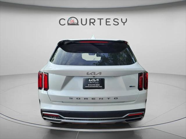 2022 Kia Sorento Hybrid S