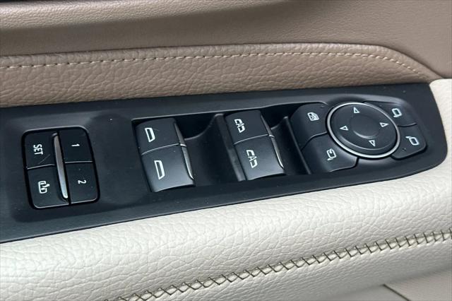 2024 GMC Yukon 4WD Denali
