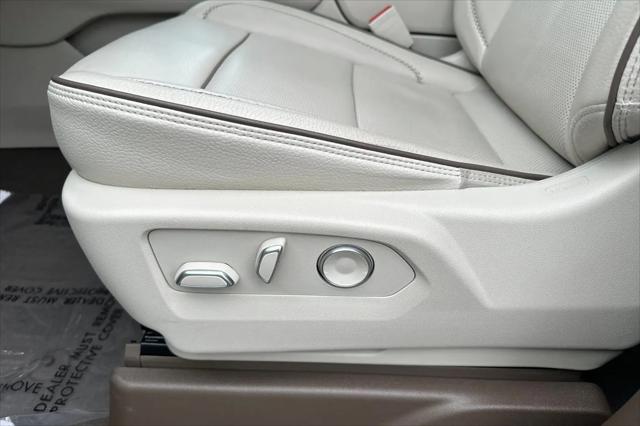 2024 GMC Yukon 4WD Denali