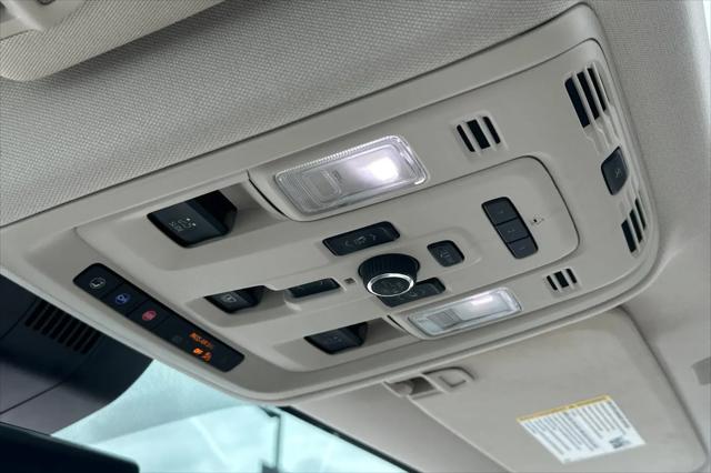 2024 GMC Yukon 4WD Denali