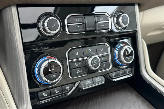 2024 GMC Yukon 4WD Denali