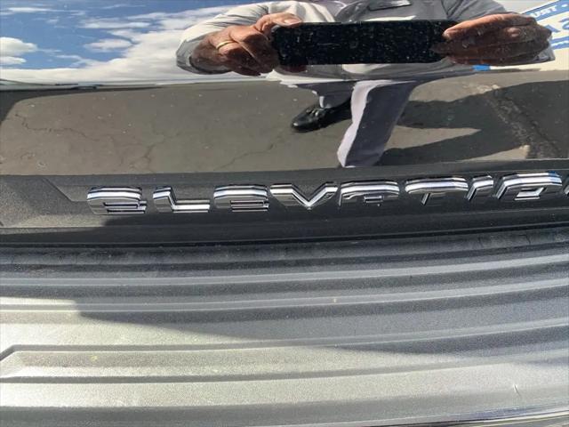 2025 GMC Yukon XL 2WD Elevation