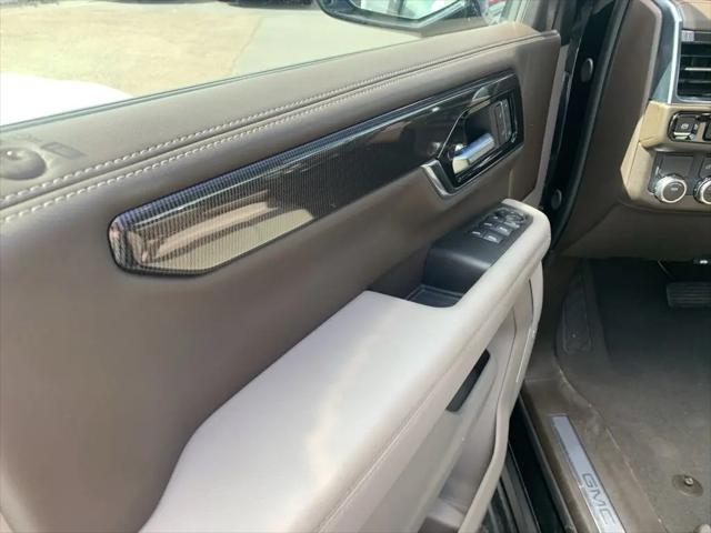 2025 GMC Yukon XL 2WD Elevation