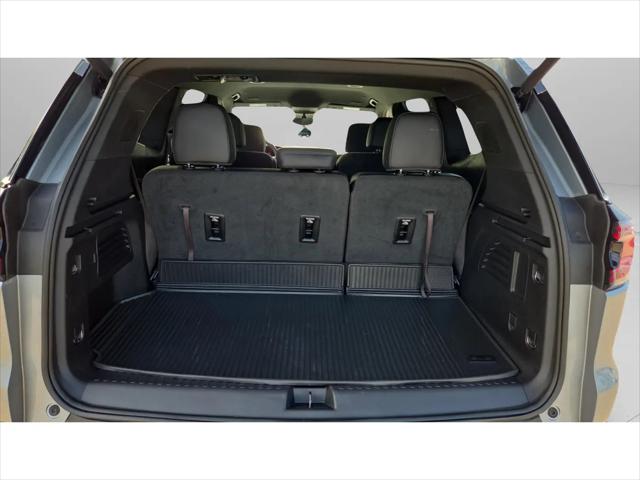 2025 GMC Acadia AWD AT4