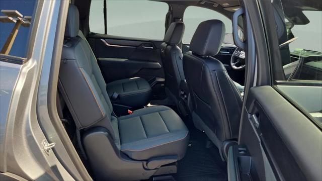 2025 GMC Acadia AWD AT4
