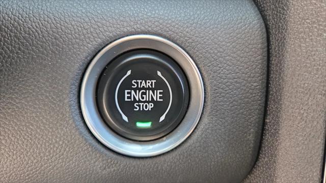 2025 GMC Acadia AWD AT4