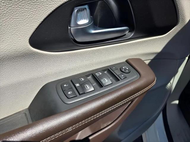 2021 Chrysler Pacifica Touring