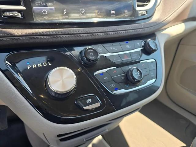 2021 Chrysler Pacifica Touring
