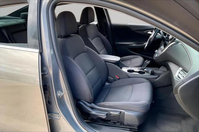 2017 Chevrolet Malibu 1LT