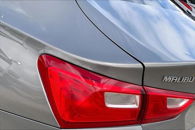 2017 Chevrolet Malibu 1LT