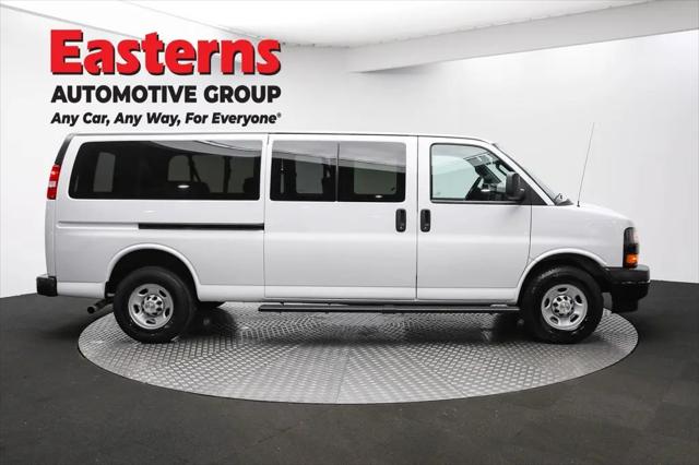 2023 Chevrolet Express Passenger RWD 3500 Extended Wheelbase LS