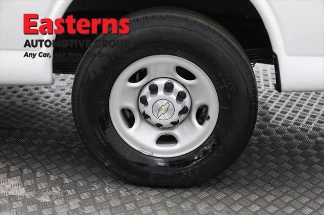 2023 Chevrolet Express Passenger RWD 3500 Extended Wheelbase LS