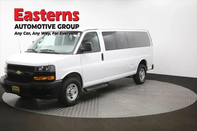 2023 Chevrolet Express Passenger RWD 3500 Extended Wheelbase LS