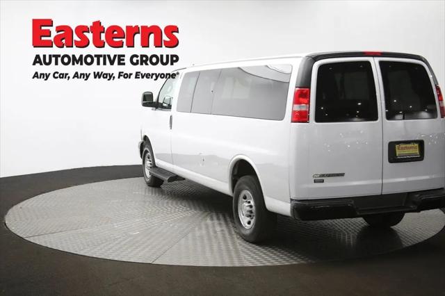 2023 Chevrolet Express Passenger RWD 3500 Extended Wheelbase LS