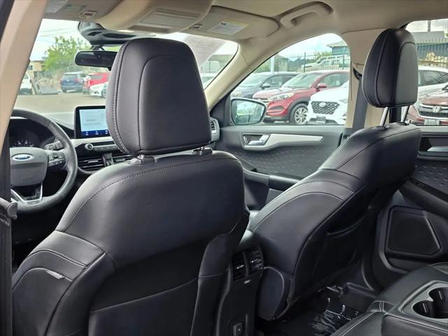 2020 Ford Escape SEL