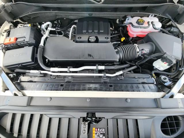 2026 Chevrolet Silverado 1500 4WD Crew Cab Short Bed Custom Trail Boss