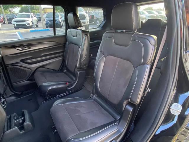 2023 Jeep Grand Cherokee L Altitude 4x2