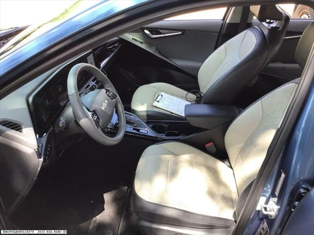 2023 Kia Niro SX