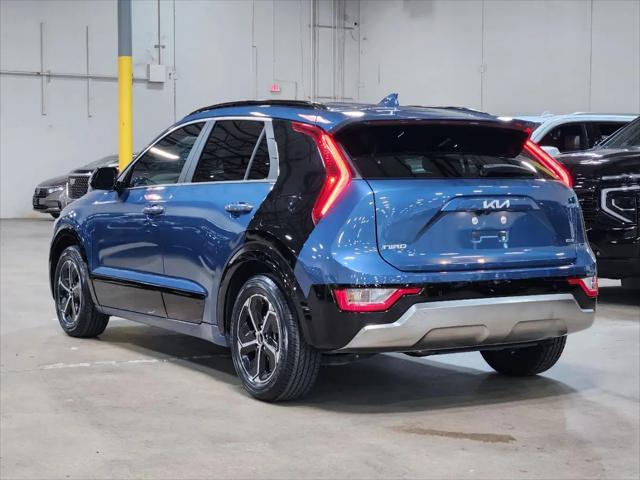 2023 Kia Niro SX