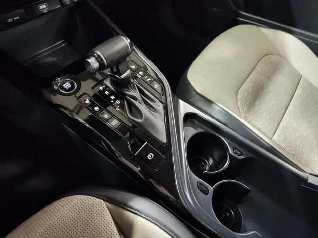2023 Kia Niro SX