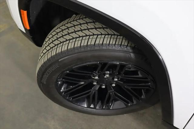 2023 Jeep Wagoneer Series II Carbide 4x4